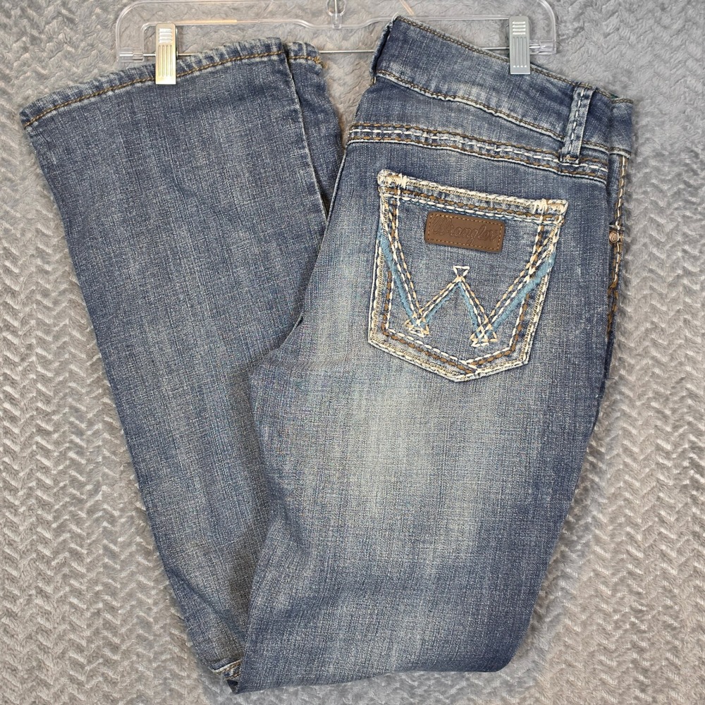 Wrangler Womens Boot Cut Medium Wash Blue Jeans 1007MWZDW Size 11/12 x 32